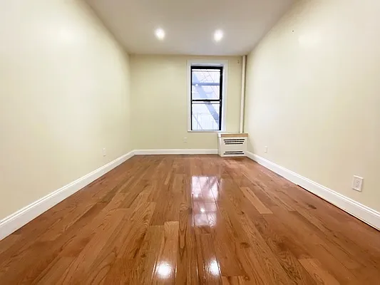 Rented by Bohemia Realty Group | media 13