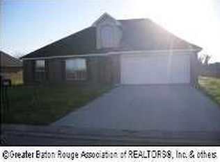 5112 Hemingway Dr, Darrow, LA 70725