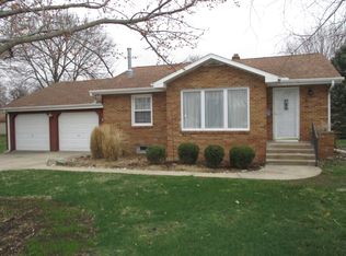 1013 2nd St, Lacon, IL 61540