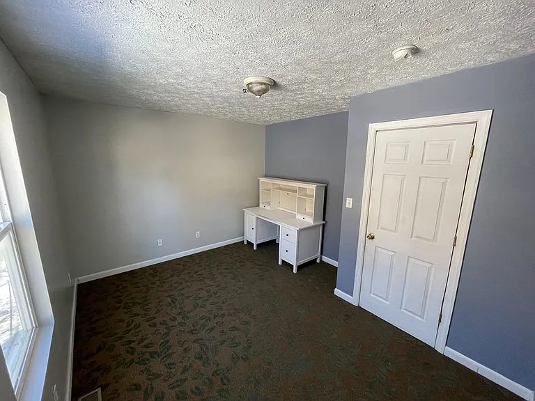 424 McLane Ave #6 — Photo 4