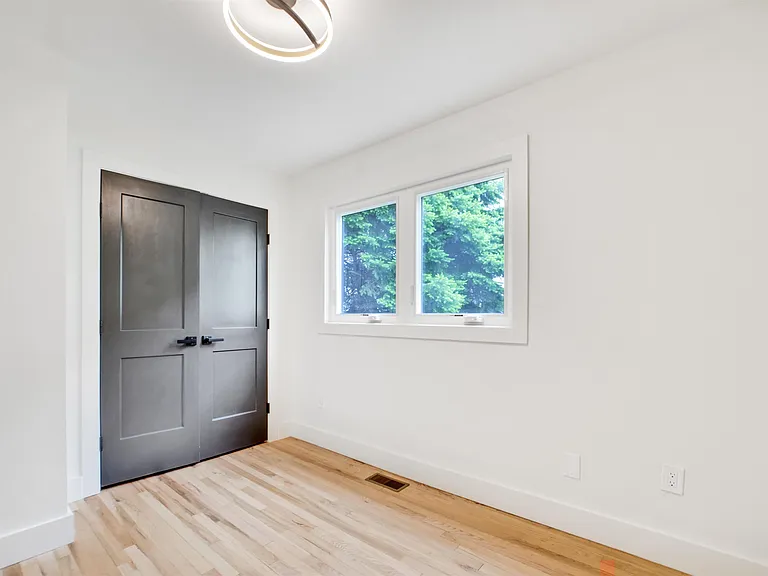 7809 Broadway #1 — Photo 7