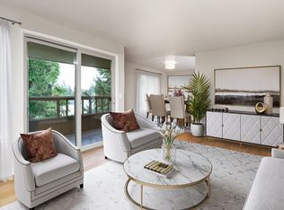 10328 NE 189th St #105, Bothell, WA 98011
