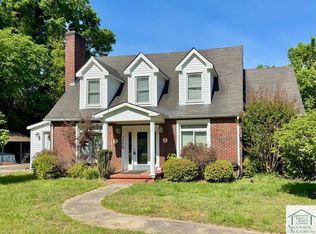 5550 Greensboro Rd, Ridgeway, VA 24148