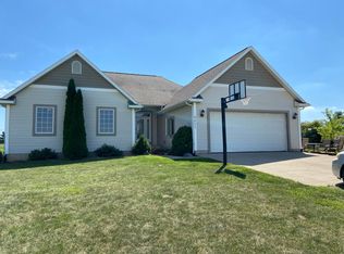 8611 Tomer Rd, Clayton, MI 49235