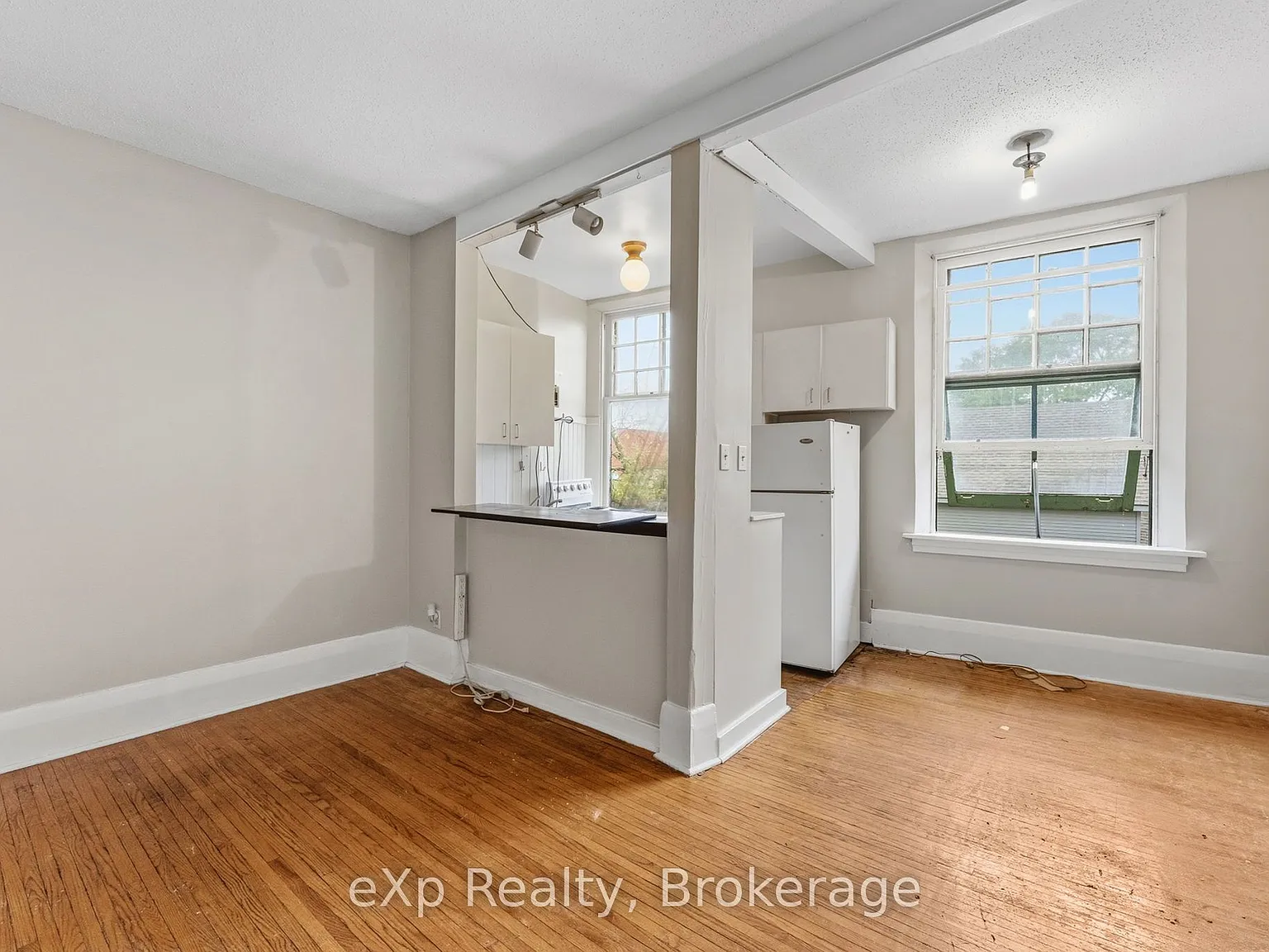2 bed, $1,650 — Photo 3