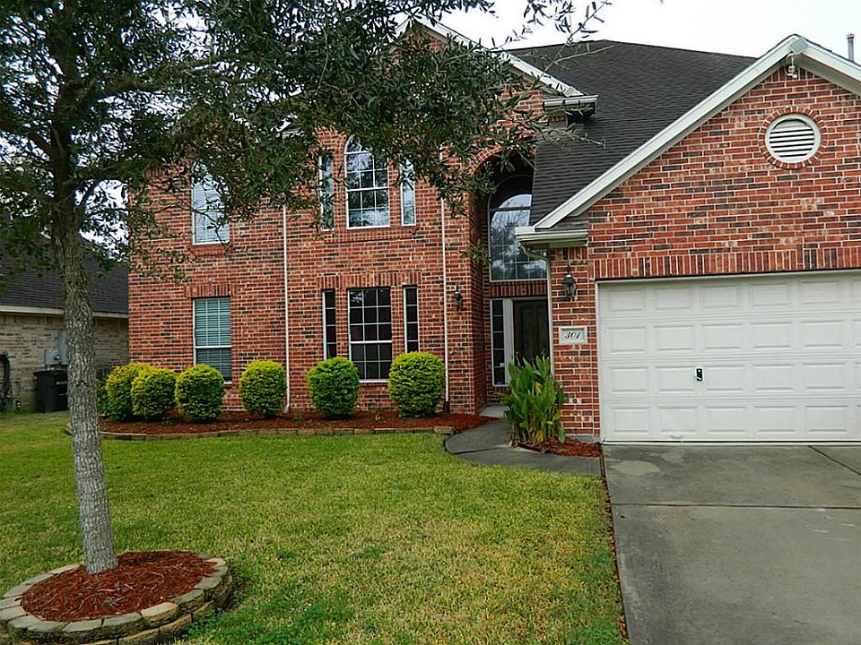 1st image of 301 Magnolia Estates Dr #0