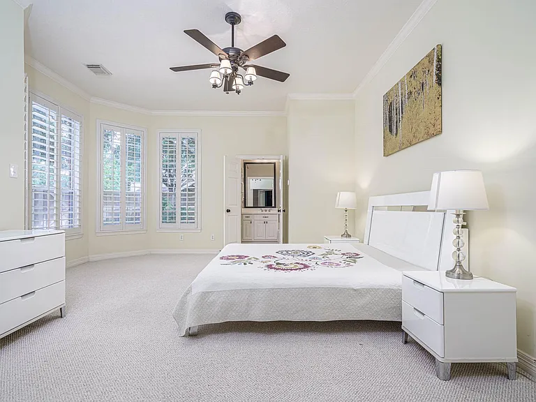 5415 Emerald Brk — Photo 12