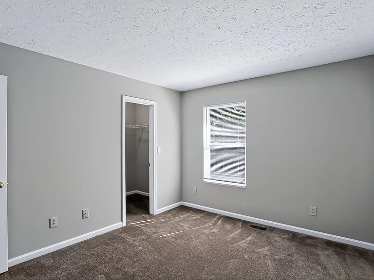 5439 Lake Boggs St — Photo 37