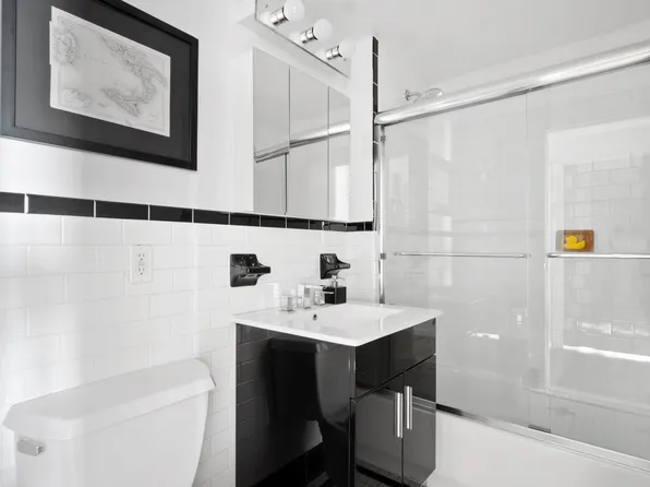 1825 Madison Avenue 8L image 8 of 9