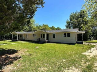 128 Old Mail Rd, Sylvester, GA 31791