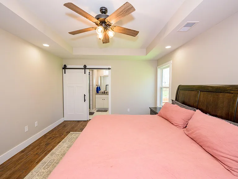 299 Hampton Rd — Photo 24