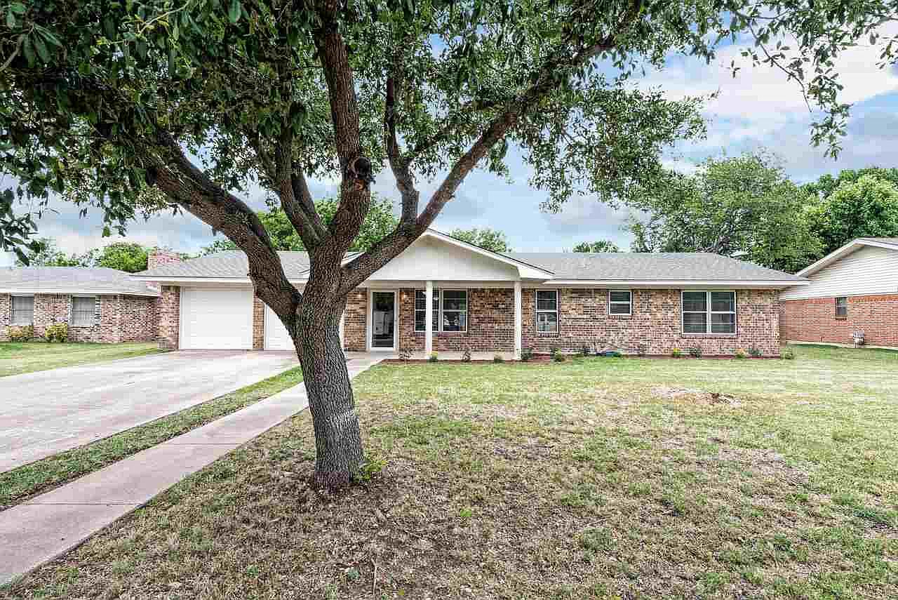 104 Goliad St, Mc Gregor, TX 76657 Zillow