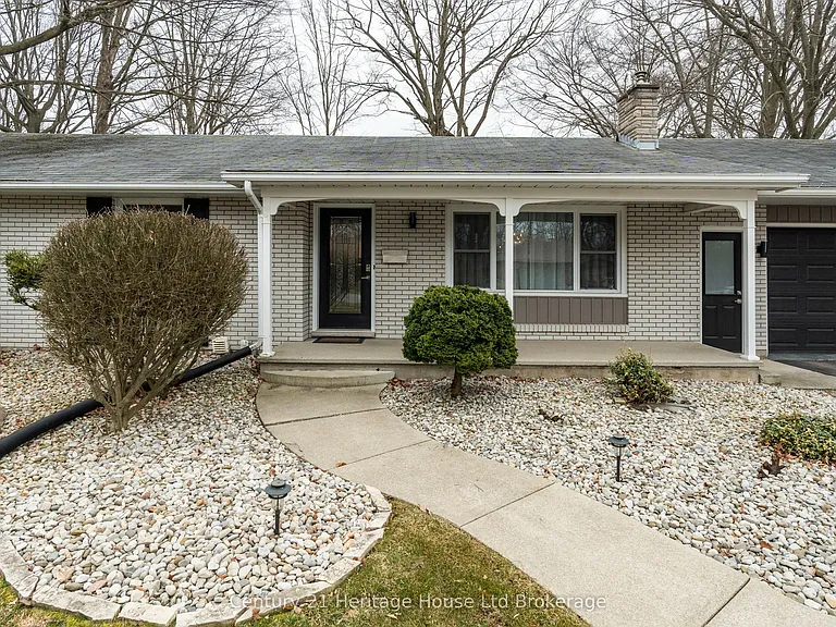 93 James Ave — Photo 3
