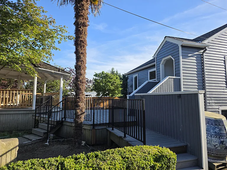44th Ave S — Photo 3