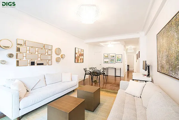 Sold by Digs Realty Group | media 14