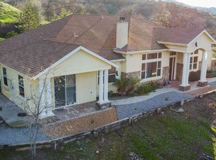 42330 Corral Dr, Three Rivers, CA 93271
