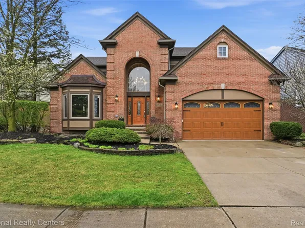13365 Wendover Dr, Plymouth, MI 48170