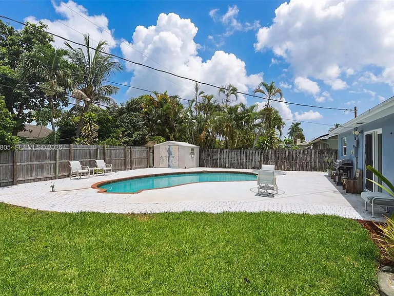 6595 Massachusetts Dr — Photo 8