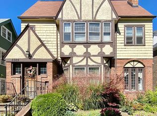 3385 Euclid Heights Blvd, Cleveland Heights, OH 44118