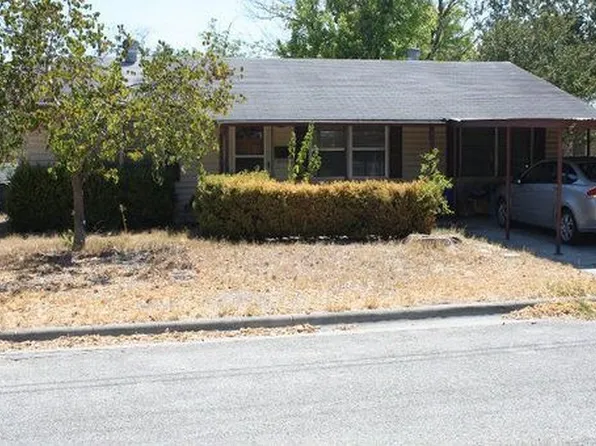343 Lake Dr, Kerrville, TX 78028