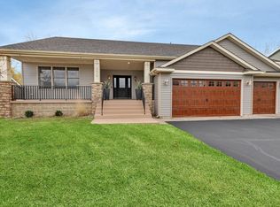 2010 7th St N, Sartell, MN 56377