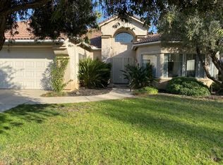 9270 N Price Ave, Fresno, CA 93720
