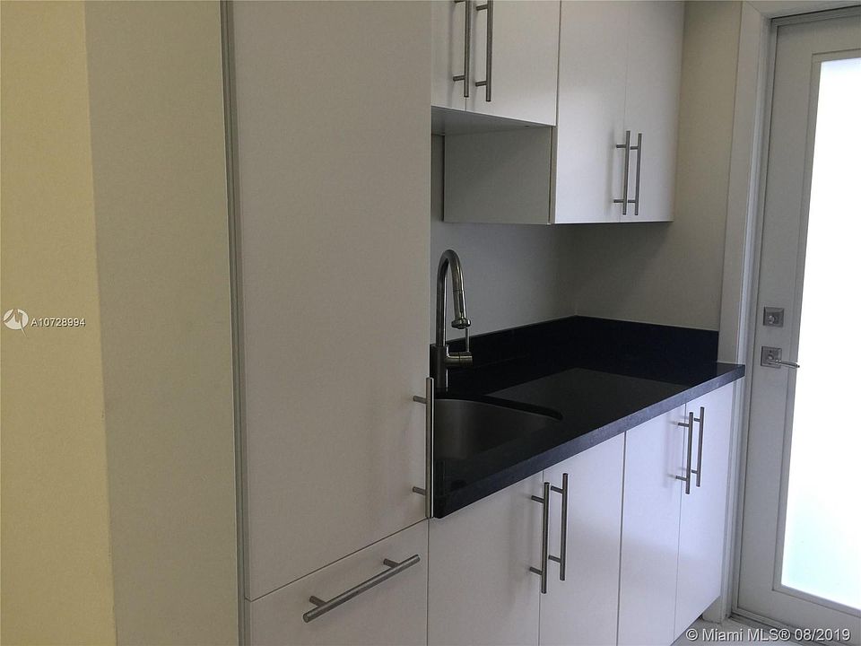 2nd image of 7155 Rue Notre Dame APT 3