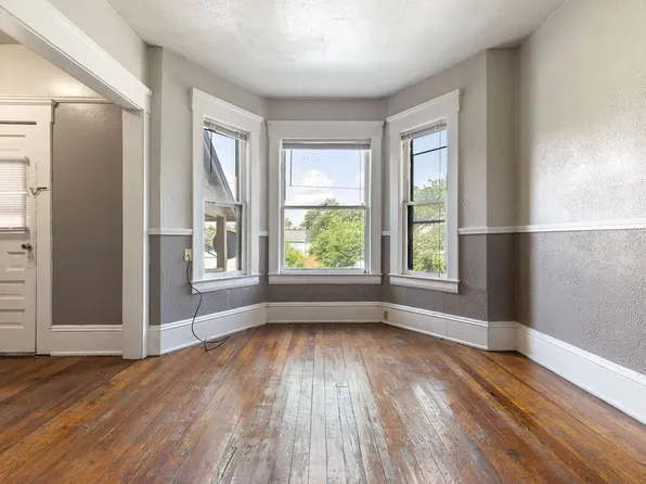 1899 W 48th St, Cleveland, OH 44102