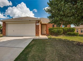 1233 Mountain Peak Dr, Haslet, TX 76052