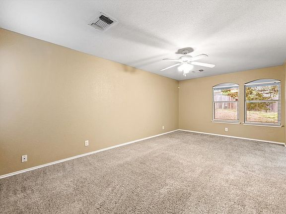 4th image of 5519 Tomas Cir