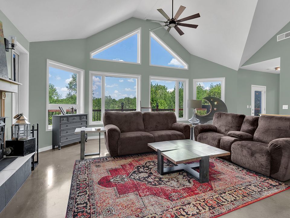 4th image of 232 Covenant Ln