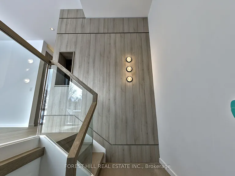 42 Cameron Ave — Photo 5