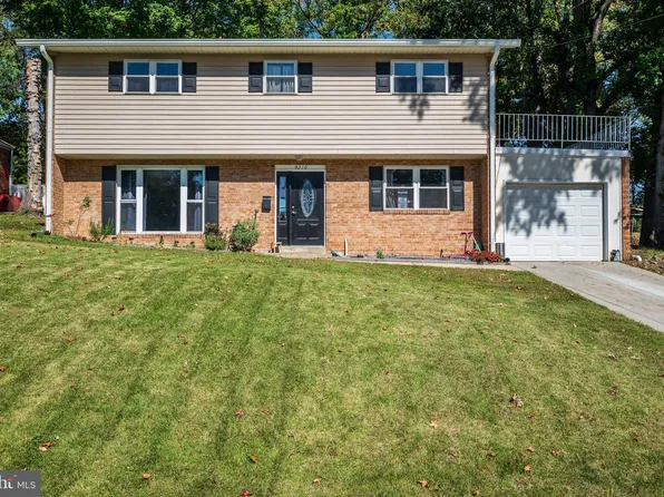 9210 Sheridan St, Lanham, MD 20706