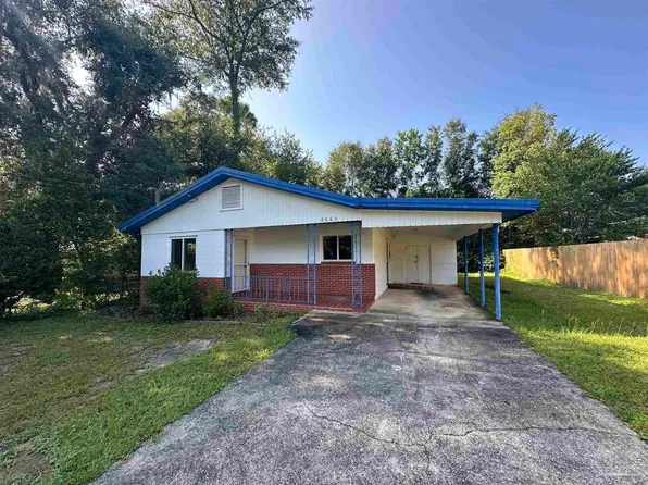6665 Hunt St, Milton, FL 32570