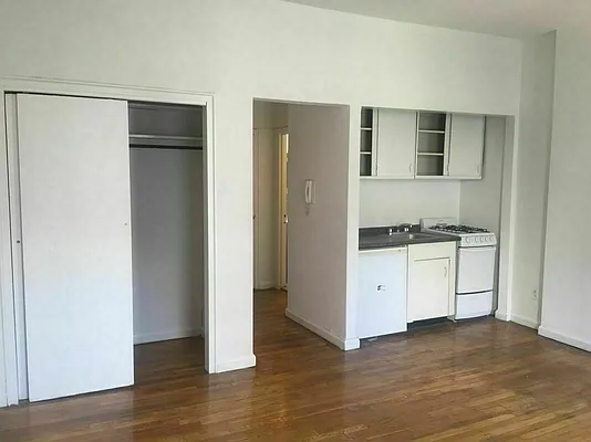 Rented by Village Living Realty | media 8