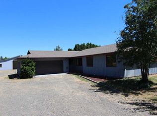 37629 River Dr, Lebanon, OR 97355