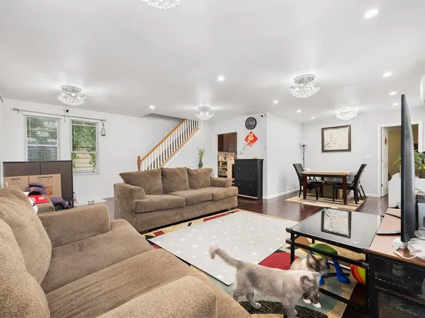 965 Washington Street, Franklin Square, NY 11010