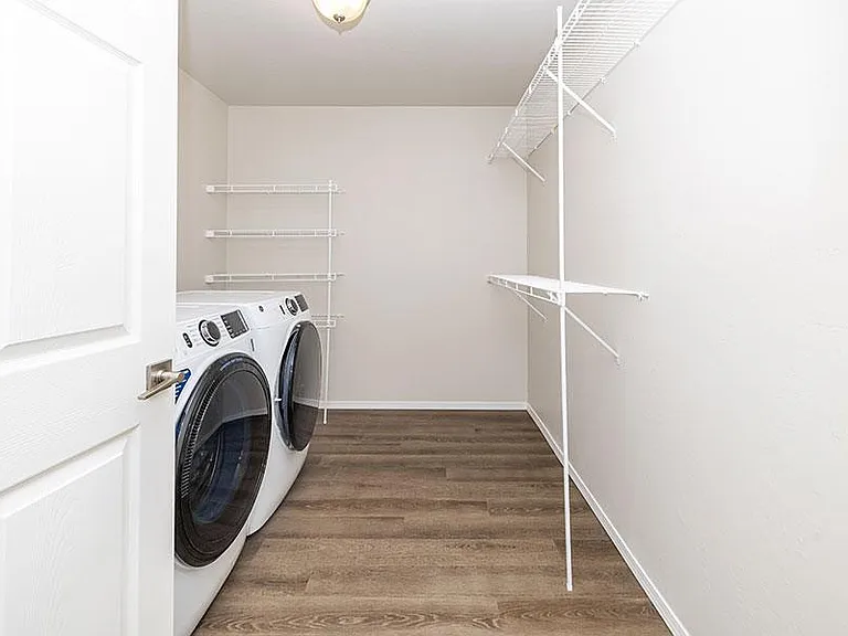 OREGON PLACE II — Photo 11