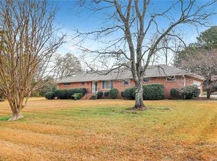 4707 Riverdale Dr, Charlotte, NC 28273