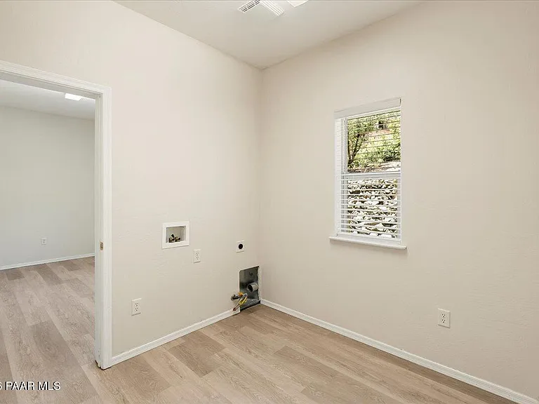 4968 Oriole Ct — Photo 15
