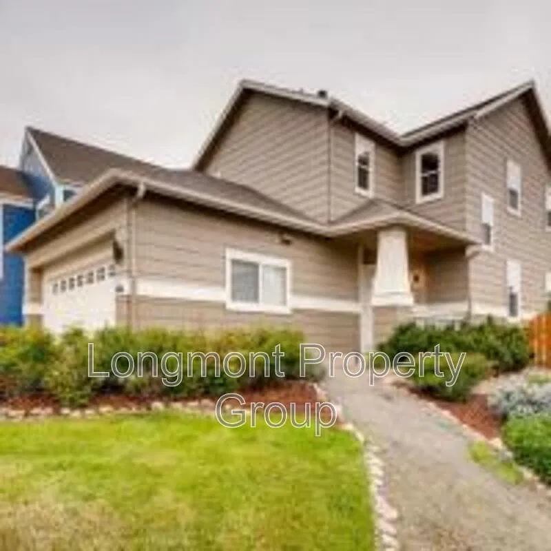3 bed, 2.5 bath, 1400 sqft, $2,550 — Photo 1