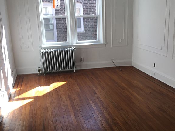 2nd image of 4238 81st St APT 3R