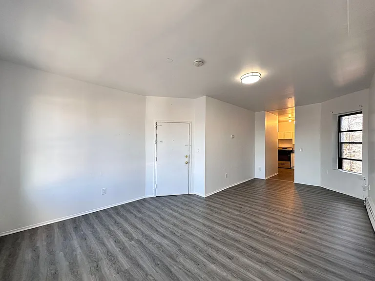 337 Randolph Ave #5E — Photo 5