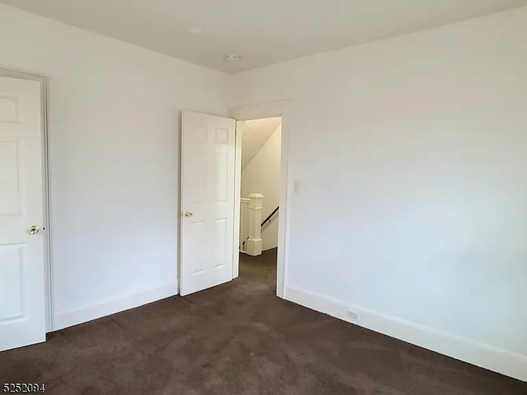 254 W Franklin St #2 — Photo 15