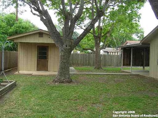 3rd image of 4234 TREEGARDEN DR