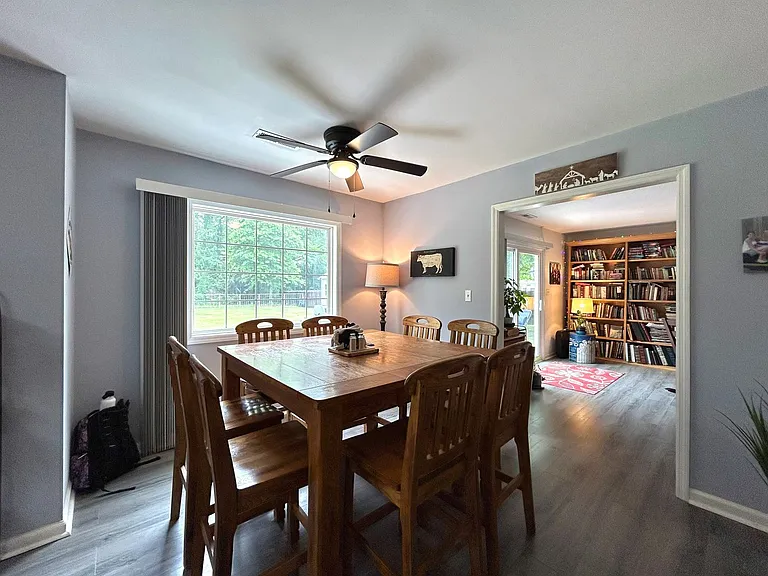 124 Empire Blvd — Photo 34