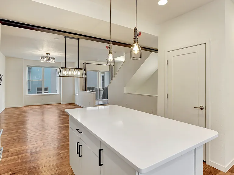 862 Kalamath St — Photo 8