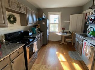 23 W Narragansett Ave #2, Newport, RI 02840