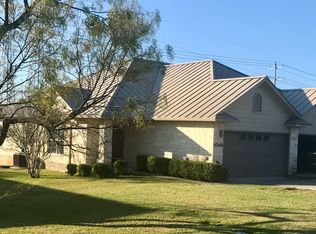604B Hi Cir W, Horseshoe Bay, TX 78657