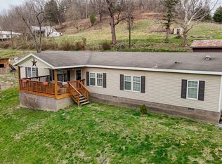 401 Perry St, Gassaway, WV 26624